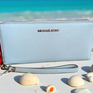 Michael Kors Jet Set Travel Large Continental Leather Wallet Pale Ocean (New)